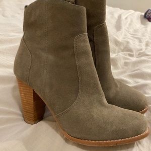 Joie booties